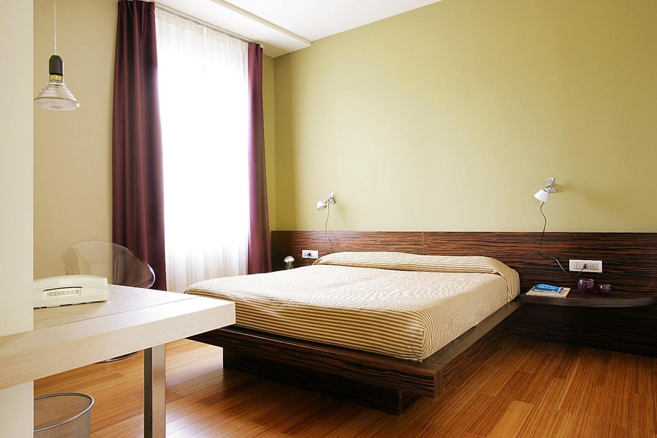 Hotel San Francesco Borgomanero Ngoại thất bức ảnh